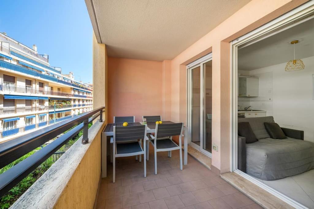Palacio- Centre-Ville - Parking Prive - Proche Mer - Grande Terrasse 멍똥 외부 사진